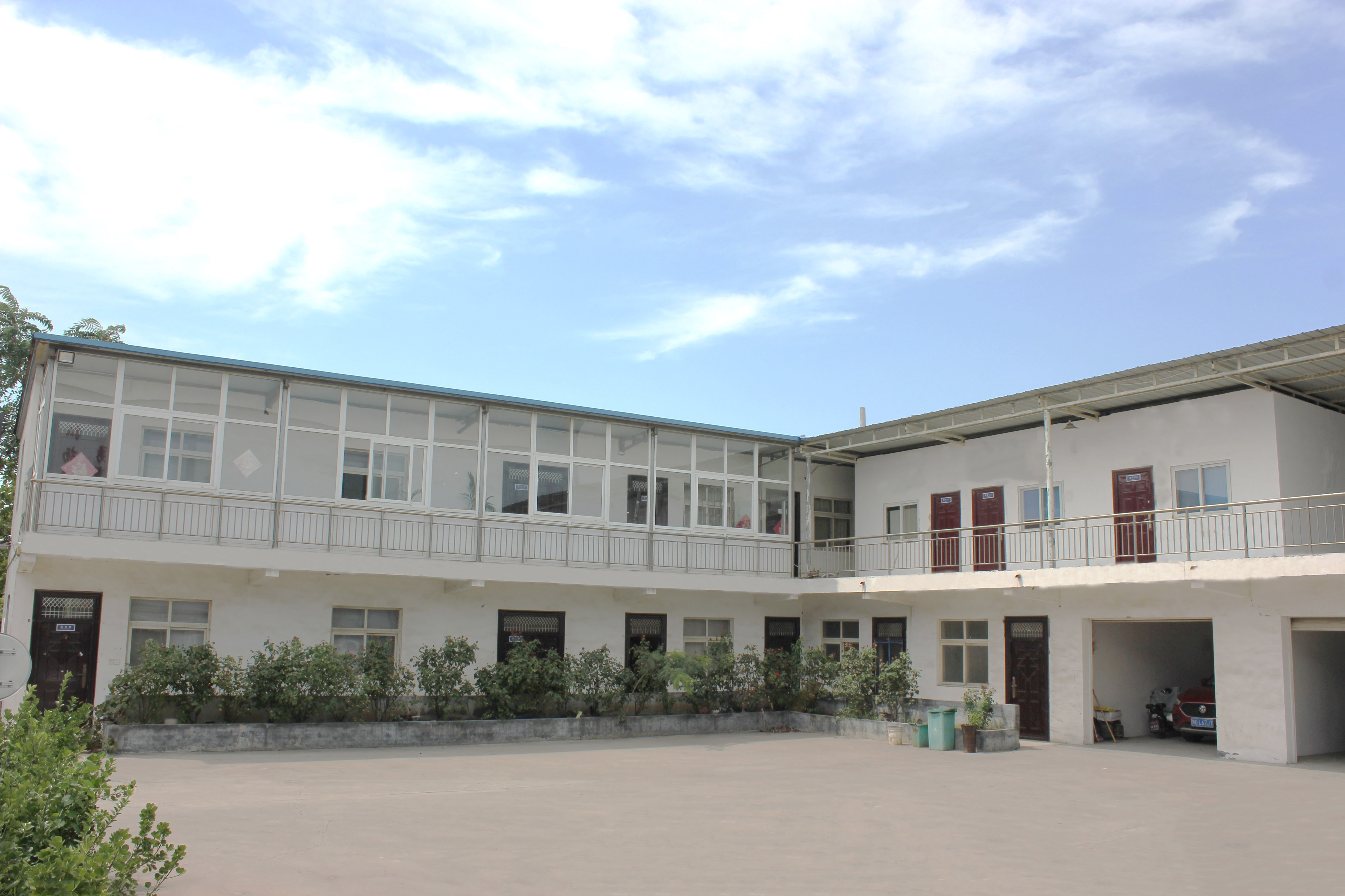 新鄉(xiāng)市福澤機(jī)械全體員工祝您中秋快樂(lè) 雙節(jié)同樂(lè)！